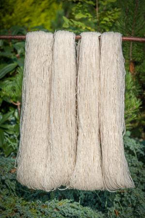 2ply Double knitting Yarn Natural